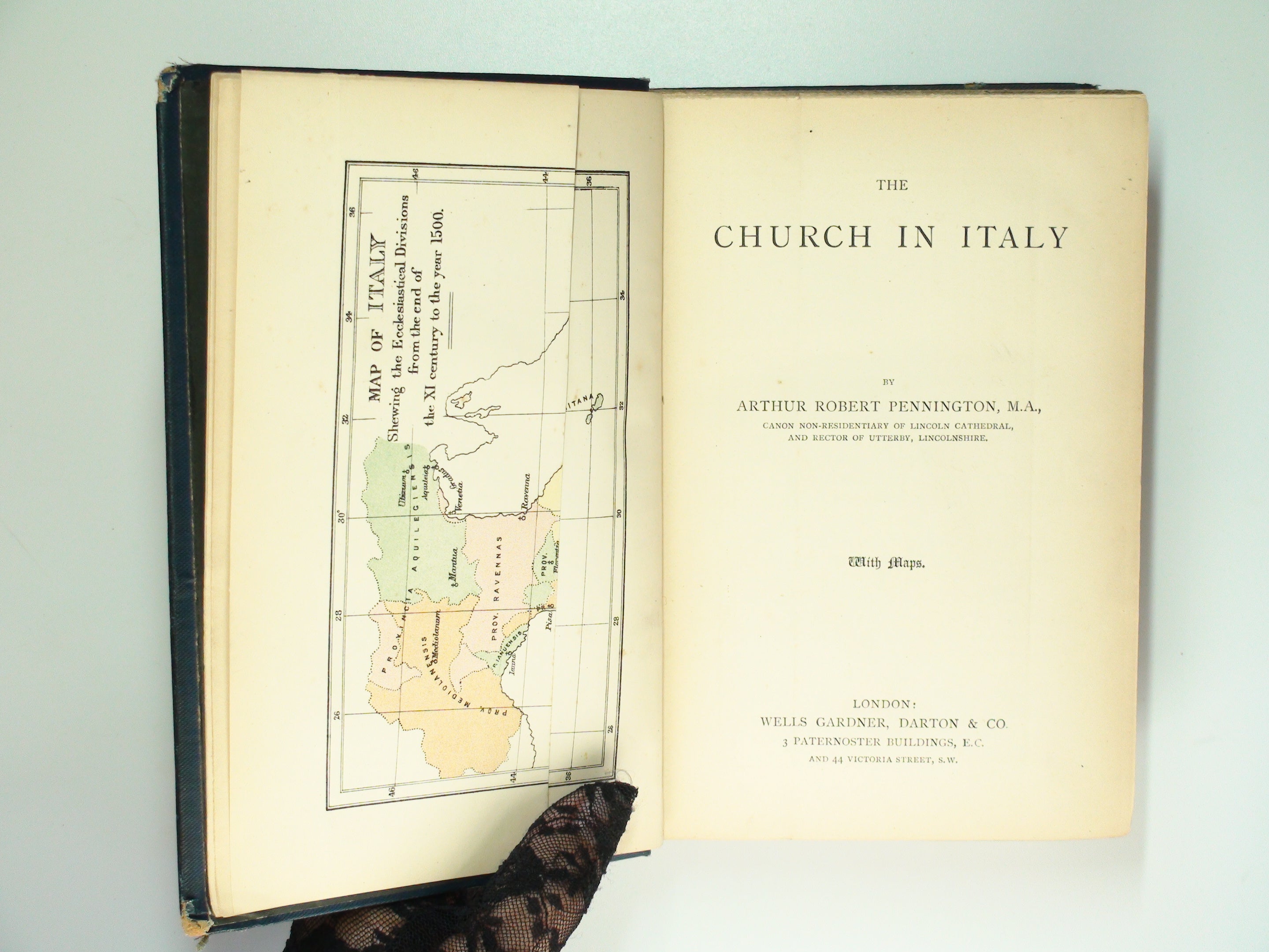 The Church in Italy by Arthur Robert Pennington, With Maps, 1893