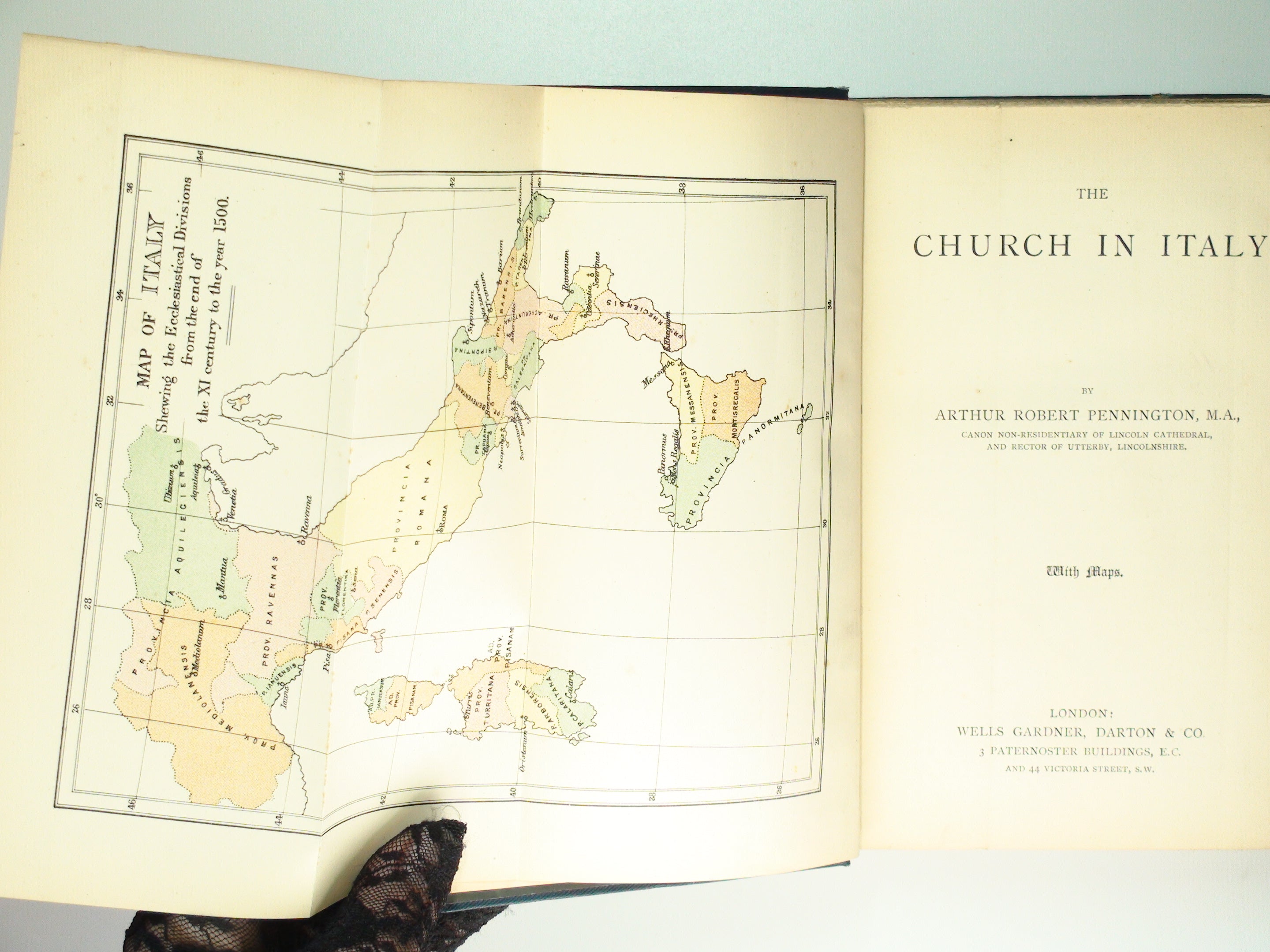 The Church in Italy by Arthur Robert Pennington, With Maps, 1893