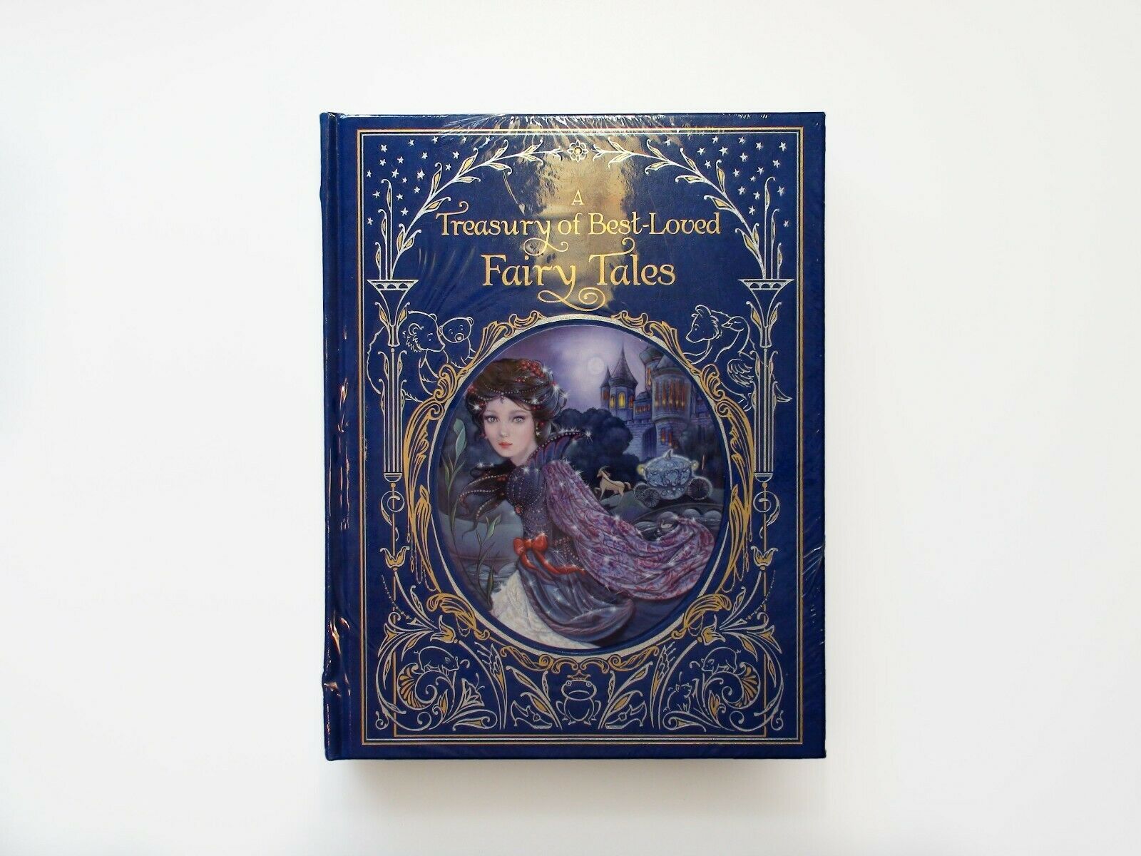 A Treasury of Best-Loved Fairy Tales, Illustrated, 1st. Ed., 2018