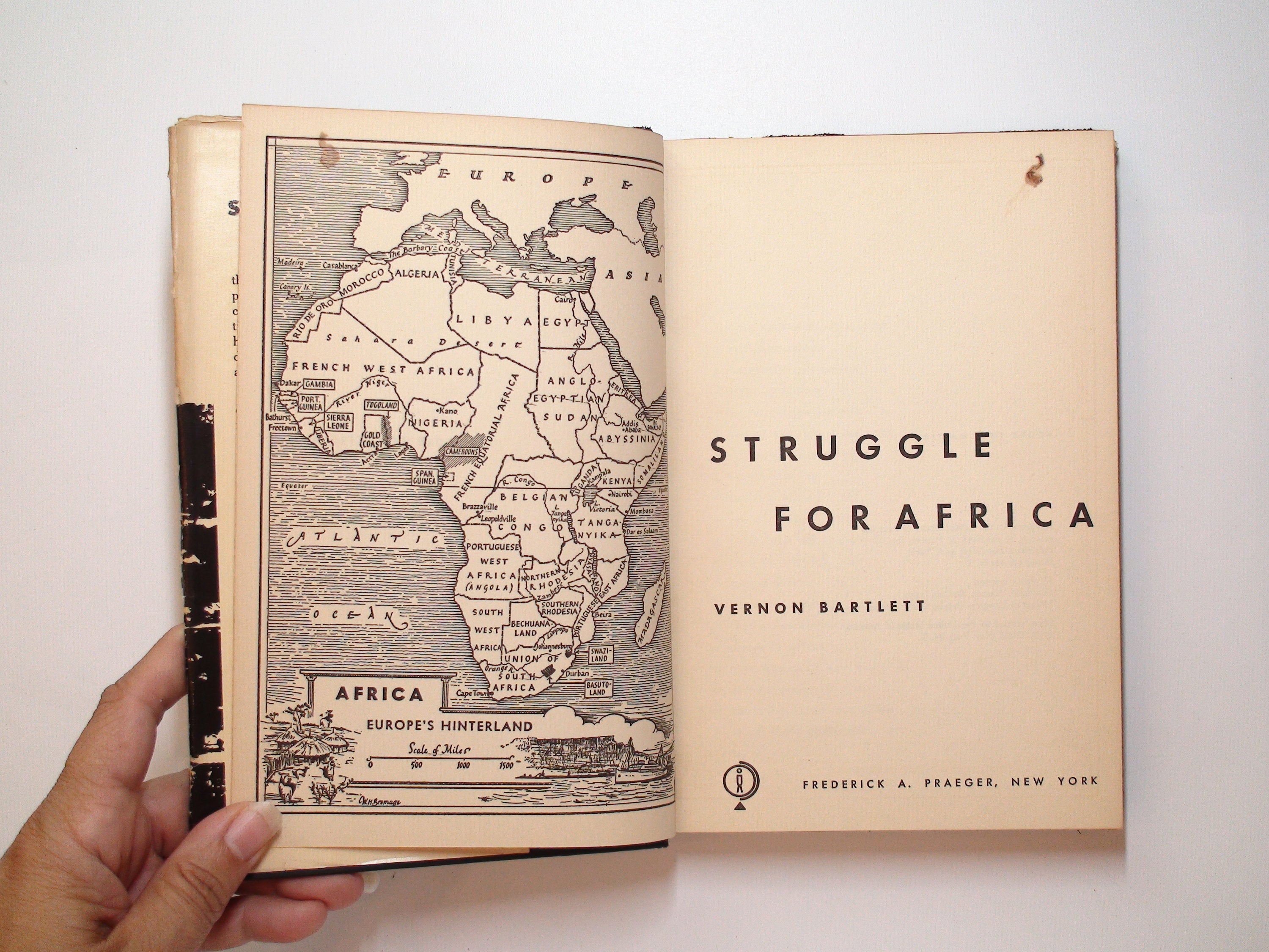 Struggle for Africa by Vernon Bartlett, Frederick A. Praeger, 1st Ed., 1953