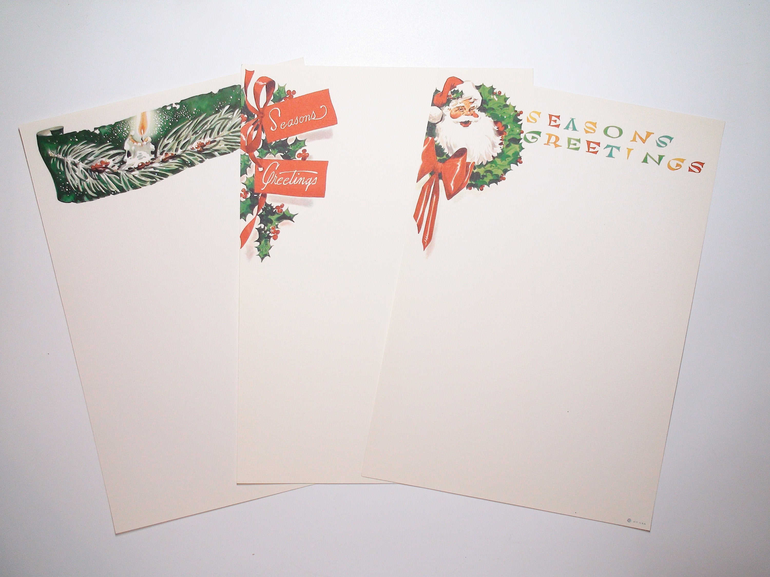 20 Sheets of Vintage Christmas Holiday Border Stationery/Letterhead for Notes and Letters, Gilt Accents, c1950s-60s
