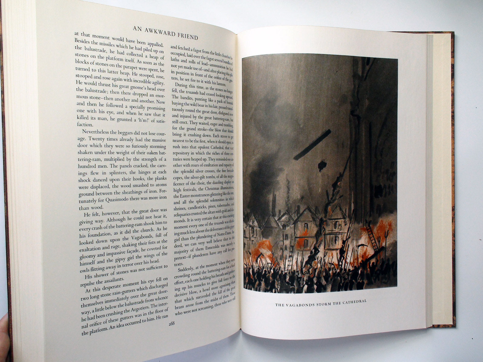 Notre Dame de Paris, by Victor Hugo, Heritage Press, Illustrated, Slipcase, 1955