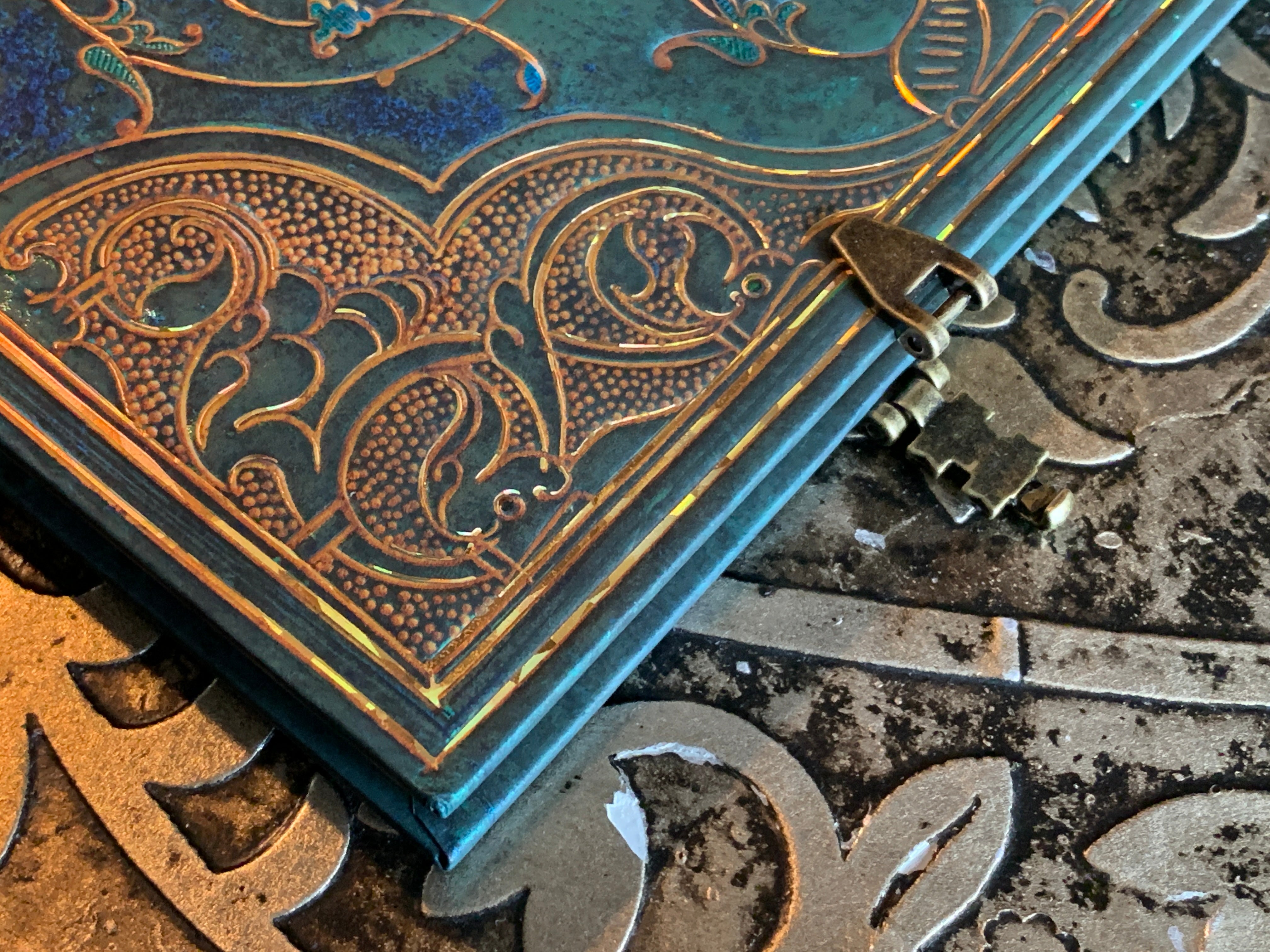Turquoise Chronicles, Blank Journal/Sketchbook, with Gilt Cover and Metal Latches, Lined, Paperblanks, 8.25in x 11.75in