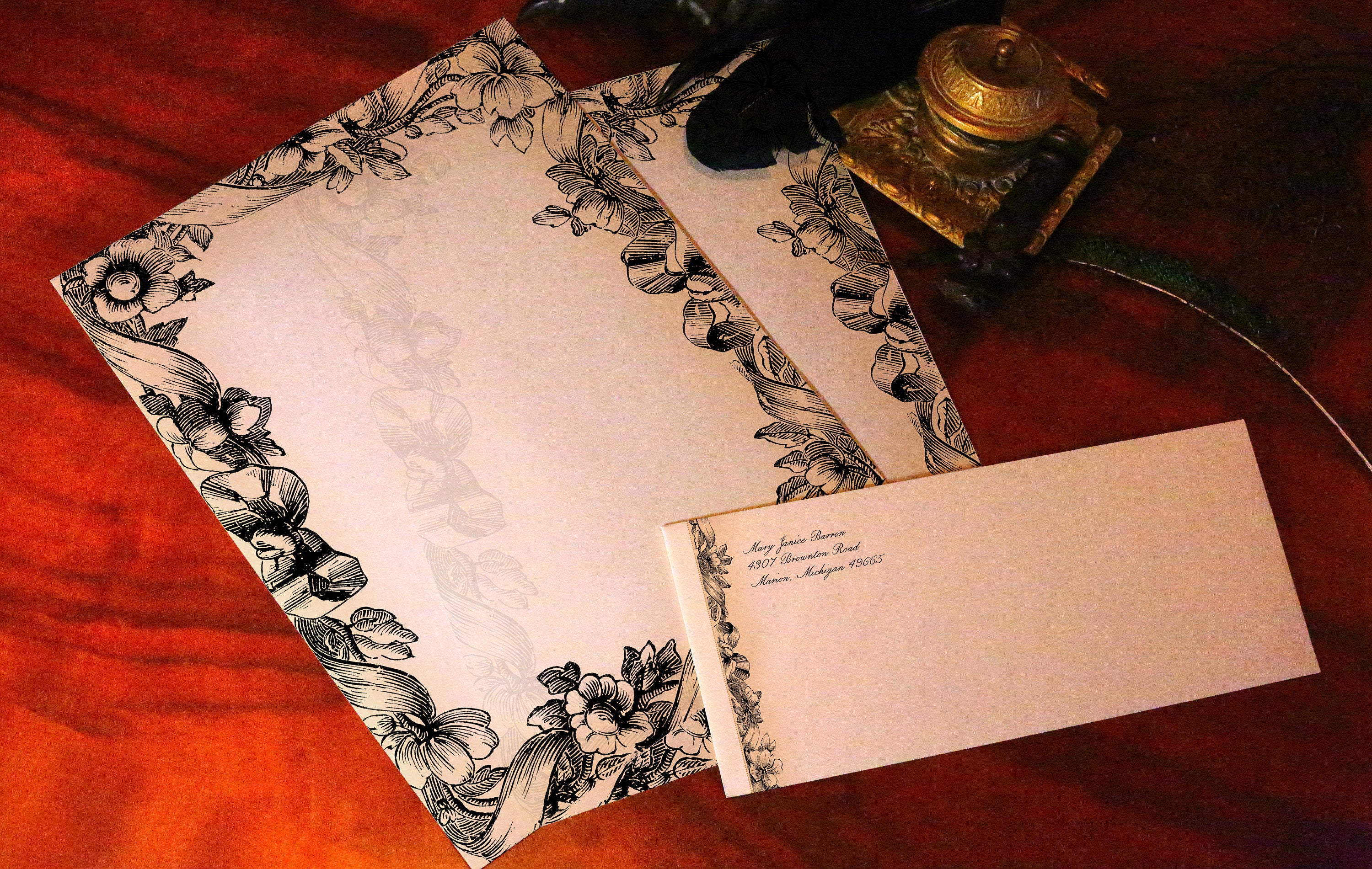 Blooms and Bows, Luxurious Floral Handcrafted Stationery Set for Letter Writing, Personalized, 12 Sheets/10 Envelopes