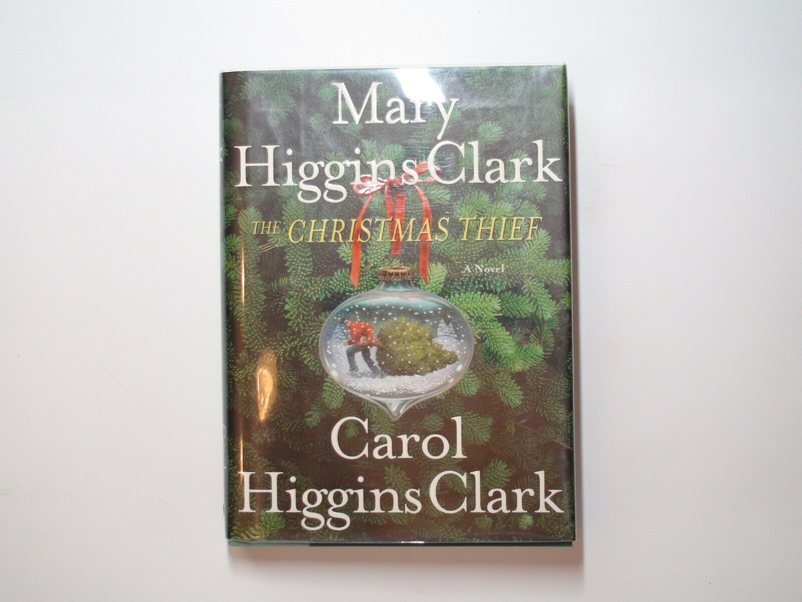 The Christmas Thief, SIGNED by Mary Higgins Clark and Carol Higgins Clark, 2004