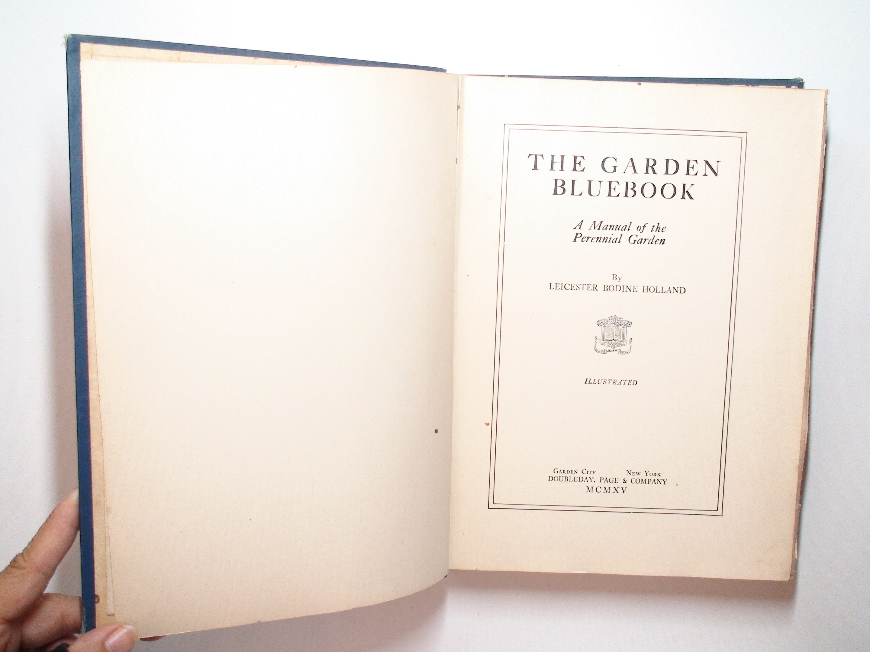 The Garden Bluebook, by Leicester Bodine Holland, Illustrated, 1915