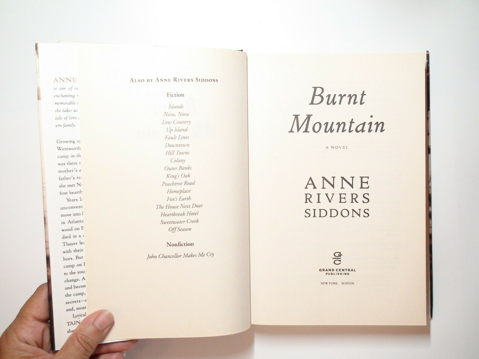 Burnt Mountain by Anne Rivers Siddons, 1st Ed, Hardcover w D/J, 2011