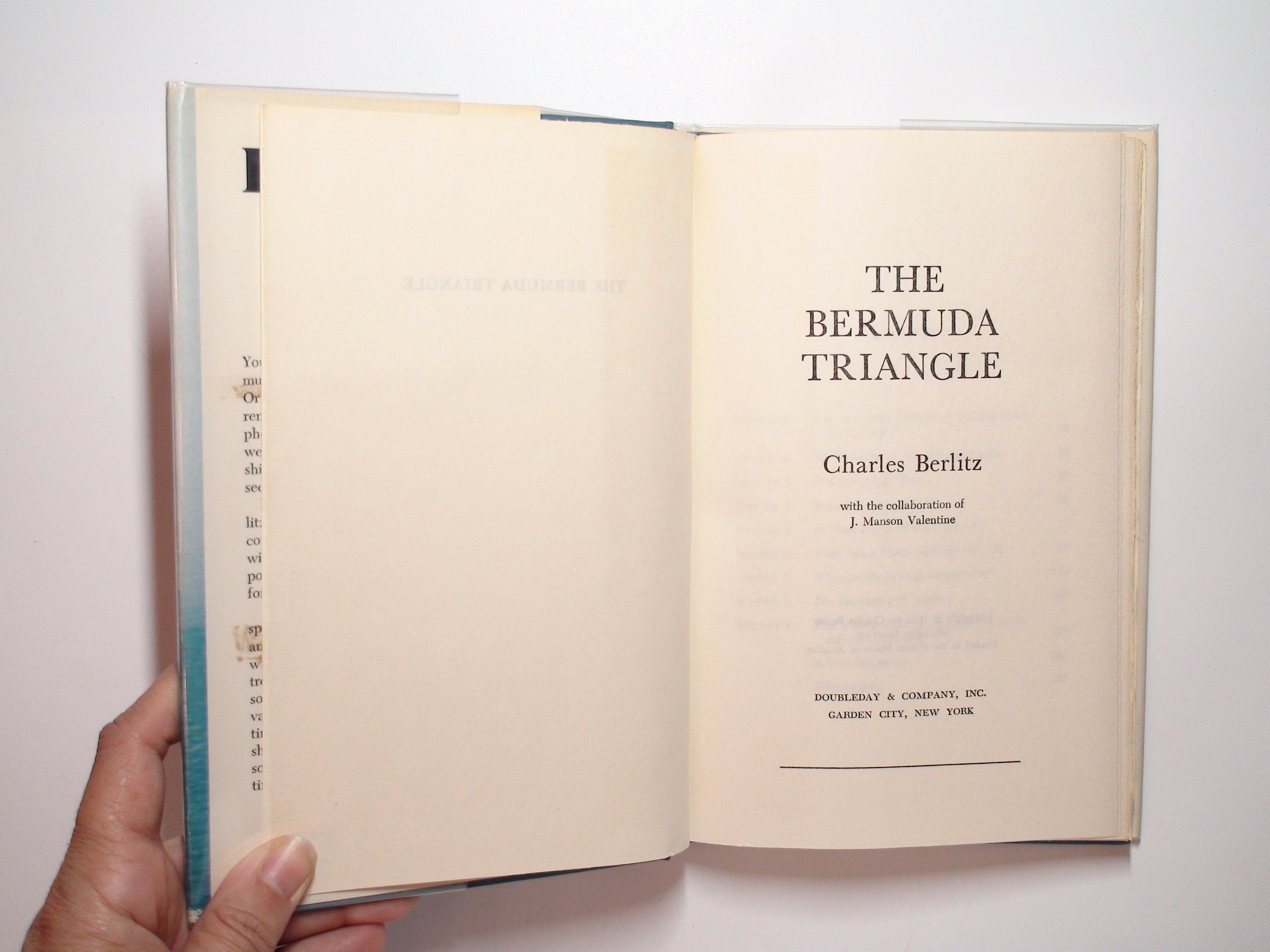 The Bermuda Triangle by Charles Berlitz, Book Club Ed, Illustrated, 1974