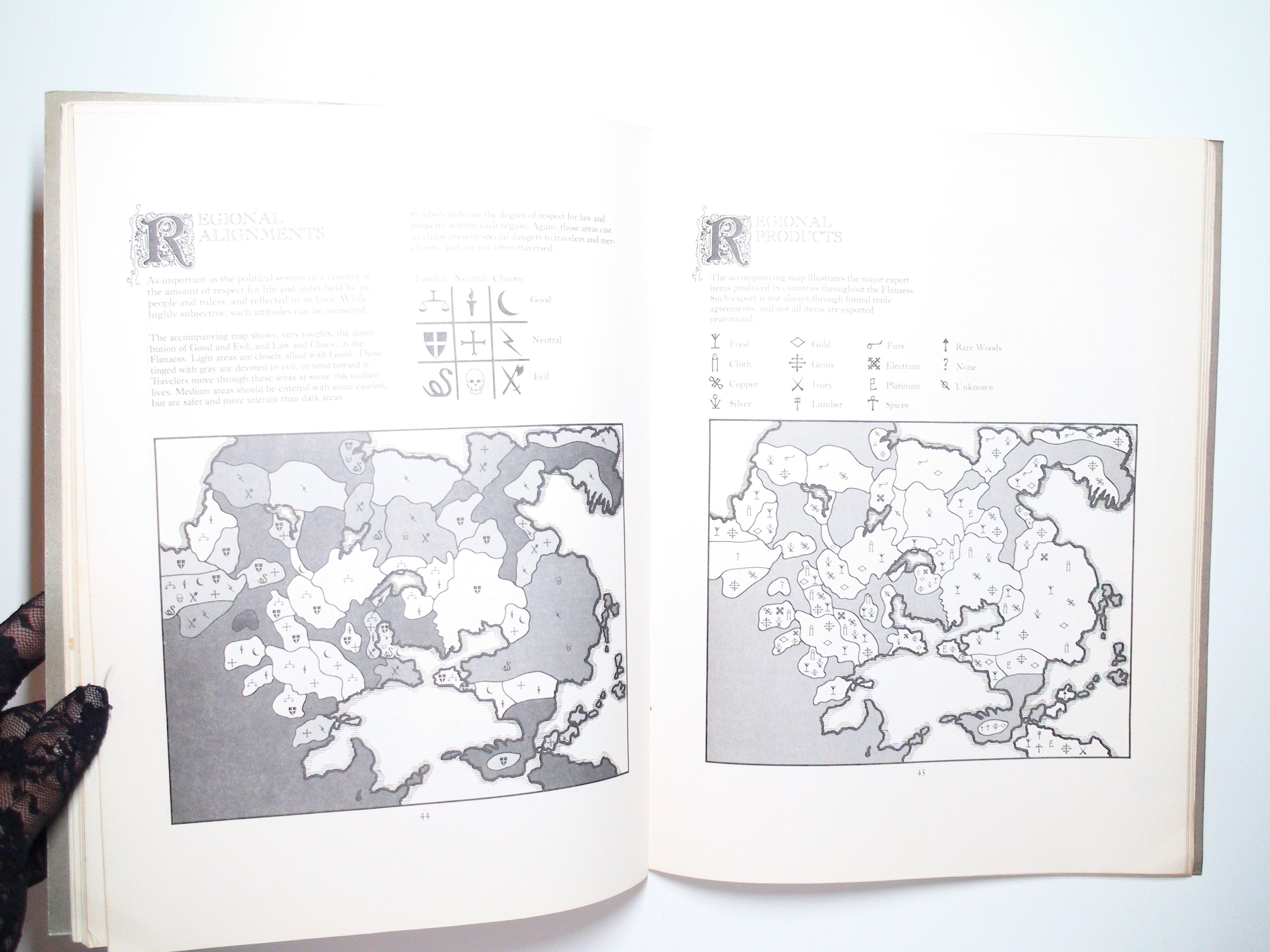 A Guide to Greyhawk Vol III + Glossography, By Gary Gygax, TSR, 1983